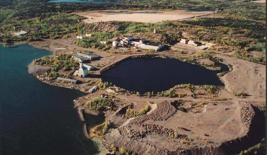 Making Strides - Gunnar Mine Site Rehabilitation Project 18 Mine closed in 1963 without decommissioning 4,400,000