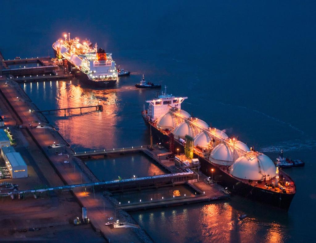 MOVING FORWARD THROUGH INNOVATION In order to support the rapid developments in the LNG market, Elengy permanently optimizes its LNG terminals, expanding its service offering and developing