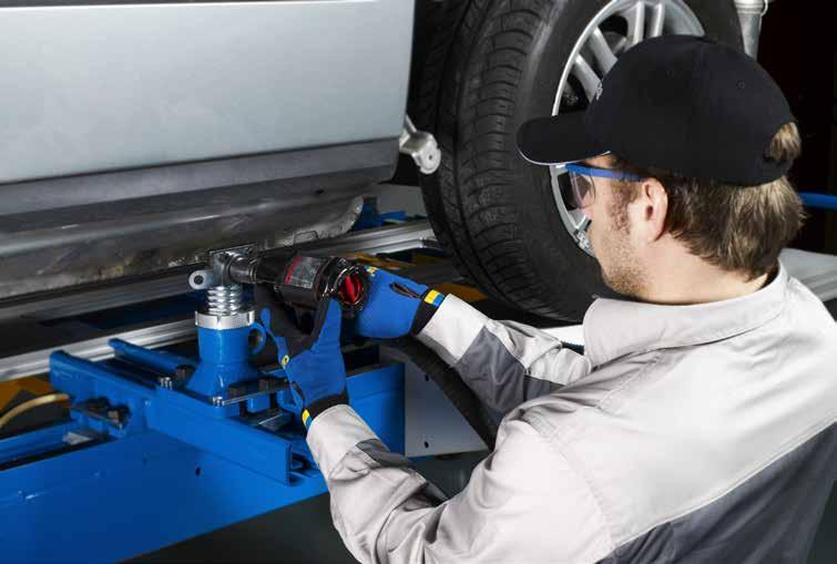 the bench frame for quick anchoring of chassis clamps QUICK REPAIR PROCESS GUARANTEED bench system offers a complete repair solution, providing technicians a time-saving process to easily diagnose,