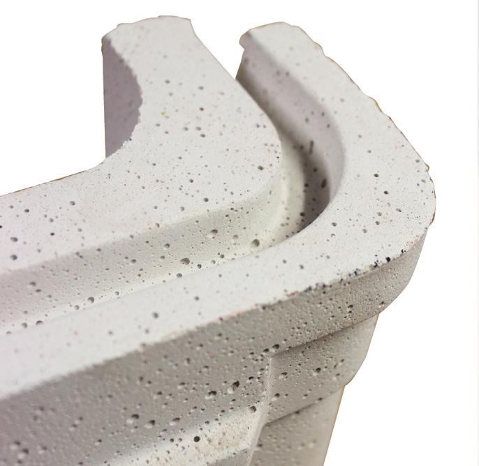 Castable s made of this refractory material are characterized by their high strength, low permanent length changes and good abrasion resistance.
