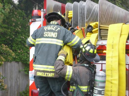 APPLICATION & SELECTION Application deadline: February 11 th at 4:00 p.m. Please apply at: www.pugetsoundfire.org SELECTION PROCESS: Applicants will be reviewed for minimum qualifications.