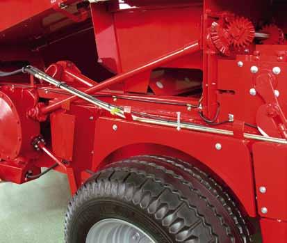 LELY lely WELGER welger Main drive with overload protection Two friction clutches; one in front and one behind the flywheel protect the universal joint and the tractor as well as the baler drive.