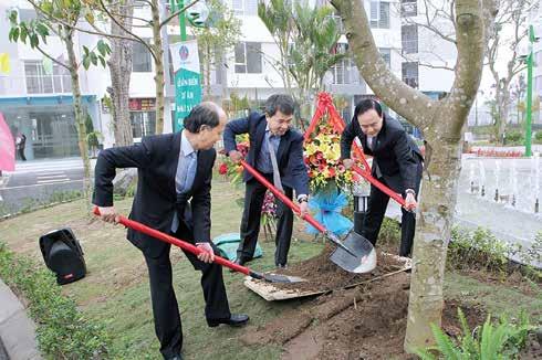 Trigger off tree growing in Dang Xa urban area President Truong Tan Sang