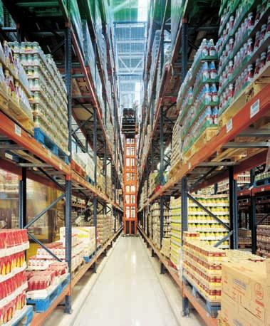 HIGH BAY PALLET RACKING - NARROW AISLE These warehouses are made up of high bay racks separated by narrow storage aisles.