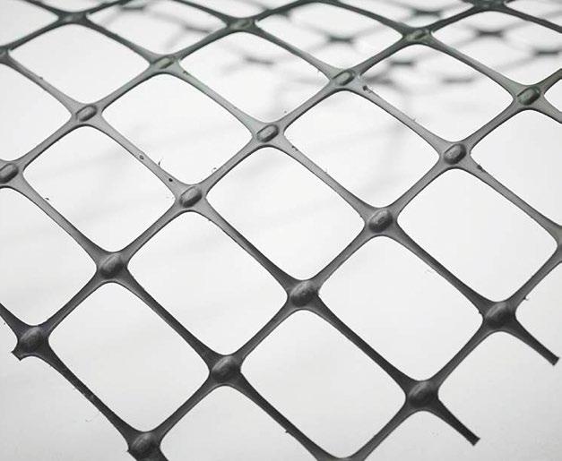 GRIDPRO GRIDPRO is a geogrid that is punched and drawn from polypropylene or High Density Polyethylene (HDPE).