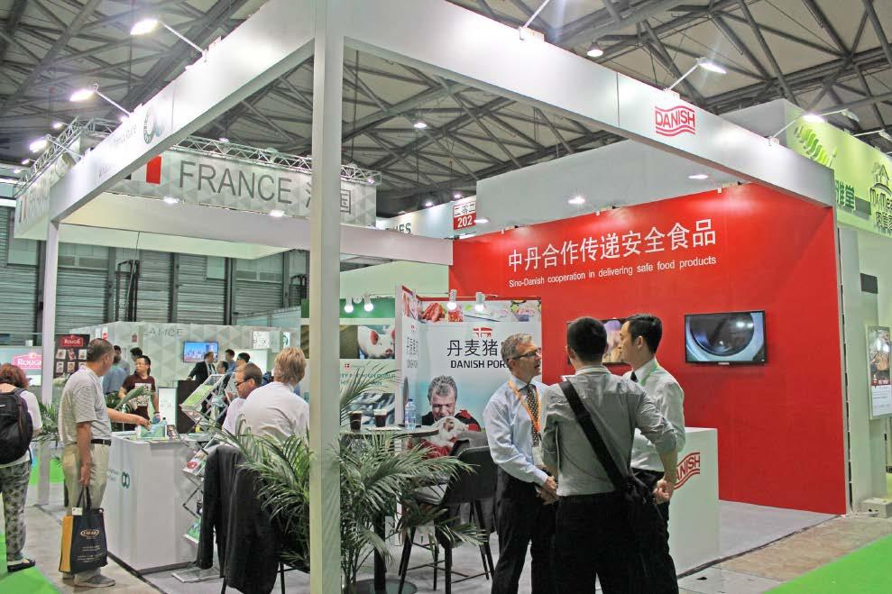 International Standard Booths: For overseas enterprises: USD 4800/Expo; 3m 3m Each standard booth consists of 3-sided white partitions, bilingual fascia board, 1 information counter, 2 folding