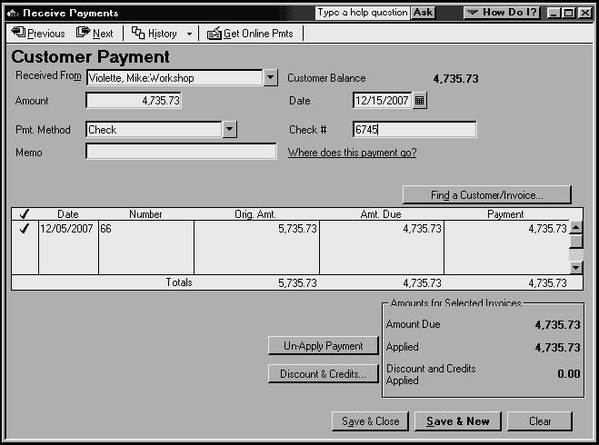 Recording Payment In Full for a Single Job If you re receiving payment at the time of a sale, and you fill out a sales receipt, QuickBooks records a customer payment.