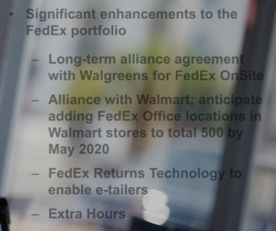 Long-term alliance agreement with Walgreens for FedEx