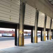 057) Standard sizes up to 24'2" Wide and 16'1" High Commercial-to-industrial durability Smooth/flush exterior finish Integral steel struts for superior strength THERMOSPAN 125 Featuring