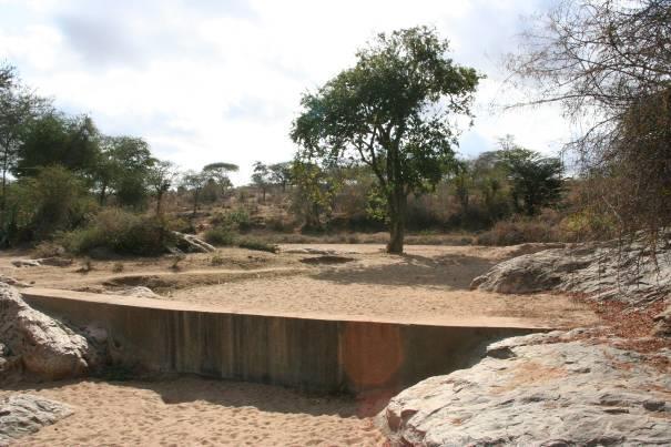 Case-study: In-channel modifications General information 1. Name: Sand dam Kenya 2.