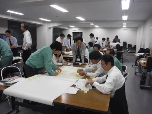Procedure for Establishing the The purpose of crisis management activities in Kobe City Waterworks Bureau is sharing common understandings about an emergency and enhancing the ownership feeling among