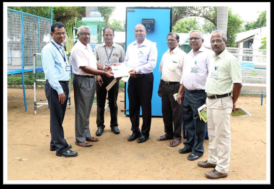 FARMER TH.M. NITHYANANTHAM PURCHASING THE LOW COST HYDROPONIC DEVICE FROM OUR HONORABLE VICE CHANCELLOR TANUVAS Name of the farmer Th.