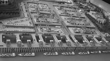 3. Port and Related development Historical development Yangtze river transportation 1950s- 1960s : Coal, Oil, Minerals, Steel,