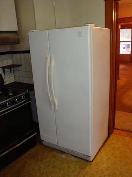 Gas Range Newer Refrigerator Laundry Location:: Basement Washing machine age:: Older Connections from water,