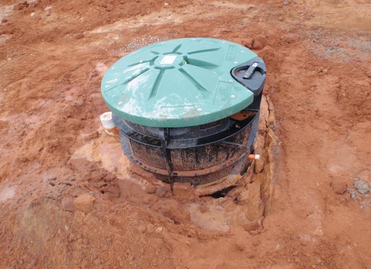 Wastewater collection tank