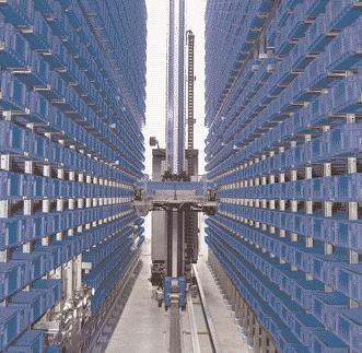 Jungheinrich provides you with this key: Racking systems, mezzanines and self-supporting stores (silos).