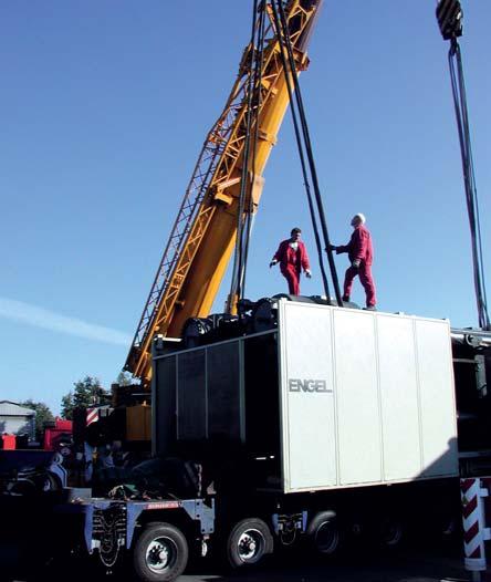 NORTEC technicians perform the start-up of ENGEL machines and robots for all sizes.