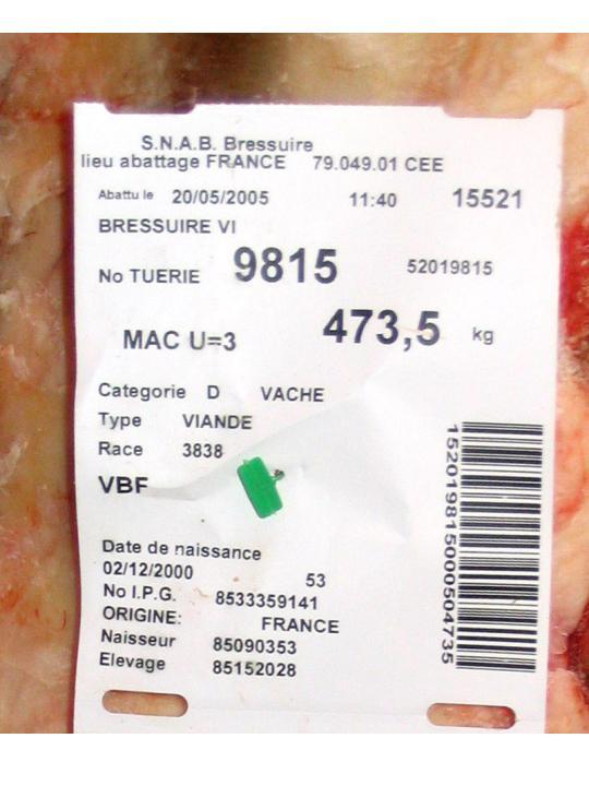 Traceability of Beef Production and Industry in France 1803 2.3.6 Controls on the carcass and pieces of meat A label is printed with many barcodes to stick on each piece of carcass.