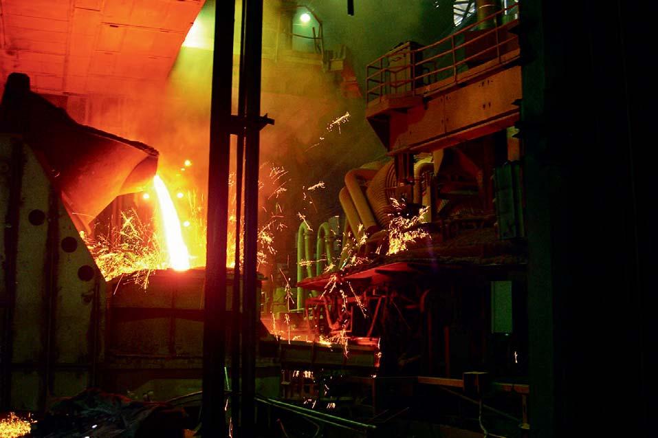 SMS SIEMAG Steelmaking Hot metal Using hot metal as the charge material in your electric arc furnace, you can achieve lower charge costs and high degrees of purity.