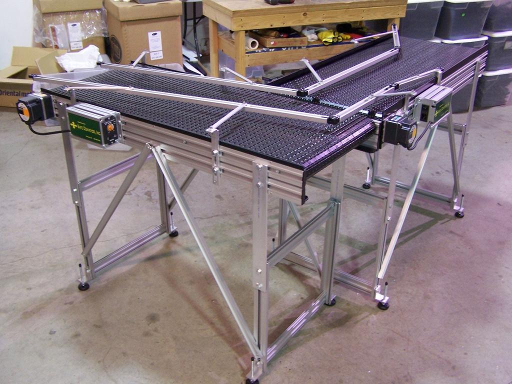 Conveyor Stands Conveyor Basics Safe Conveyor Inc. manufactures adjustable height telescoping aluminum conveyor stands to support the conveyor on horizontal or inclined applications.