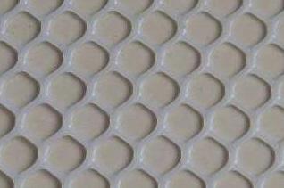 Poultry bed netting with hexagonal mesh Poultry bed netting