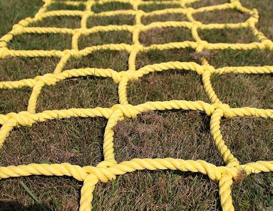 Climbing net Climbing net is made of high density polyethylene, nylon or PP. According to the different mesh shape, it can be divided into common climbing net and spider web netting.