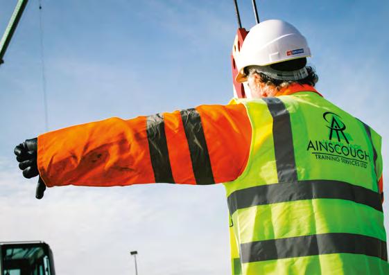 // NVQ DIPLOMAS // SLINGER/SIGNALLER NVQ OVERVIEW The Red CPCS Trained Operator Card is valid for 2 years.