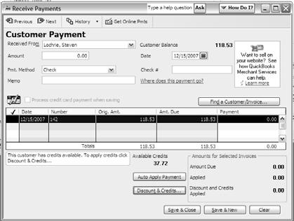 From the Receive Payment you will notice on the left side of this window that the customer has a credit available.