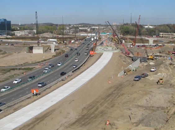 TH 169/TH 494 DESIGN BUILD PROJECT PROJECT OVERVIEW Eliminates traffic signals at Highwood/Townline, South Ramp termini, and North Ramp termini. Adds WB 494 to SB 169 flyover ramp.