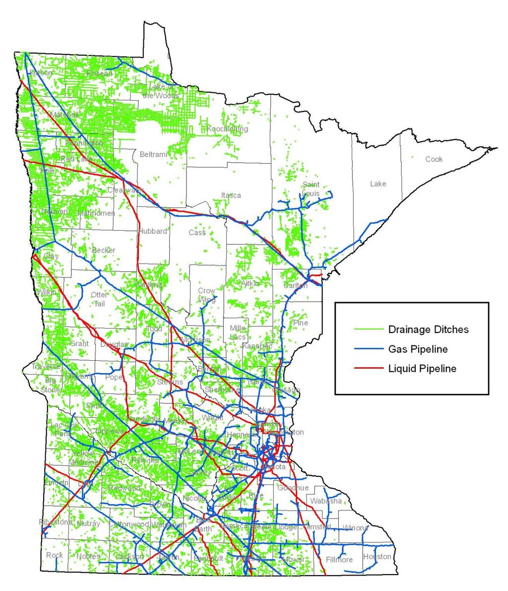 Figure 5 Map of transmission pipelines and drainage ditches. It is estimated that over 40% of the cropland in Minnesota has been tiled.