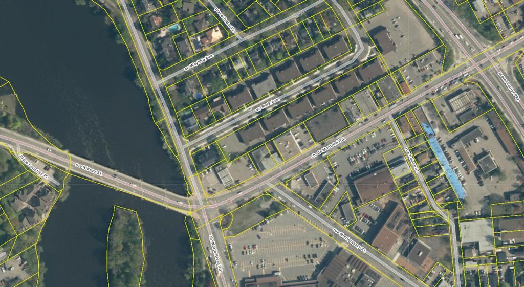 Figure 1: Area Plan, Proposed Development at 20 Mark Avenue (Source: geoottawa) Mark Avenue