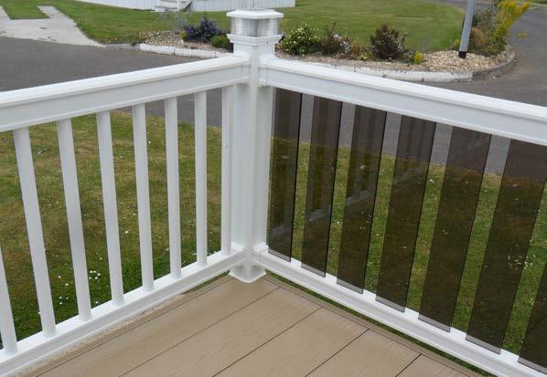 Balustrade accessories Customise your Liniar deck with a choice of accessories to complement its style.