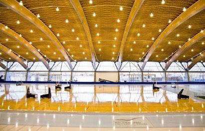 Flexibility of spans and shapes Richmond Olympic Oval, Richmond, BC, Canada Design Team: Cannon Design Architecture,