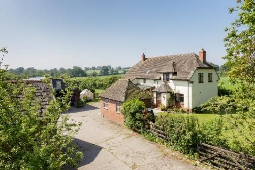 FARM FOR SALE HOLLY FARM, OLD WOODHOUSES, BROUGHALL, WHITCHURCH, SY13 4EH.