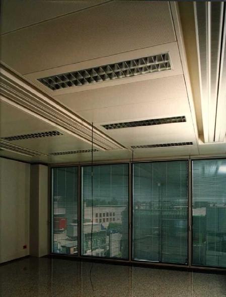 For comparison, innovative solutions are installed side-by-side with conventional systems adopting high performance glazing and fancoil cooling/heating (Kragh, 2001).