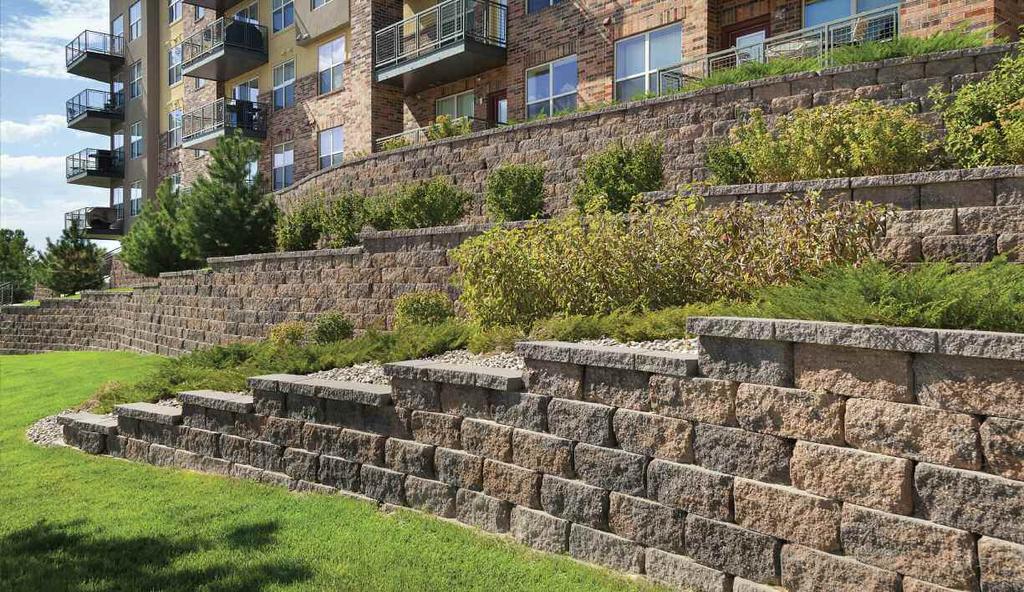 INSPIrATION GALLErY ANChOr DIAMOND PrO STONE CUT retaining WALL SYSTEM ShOWN,
