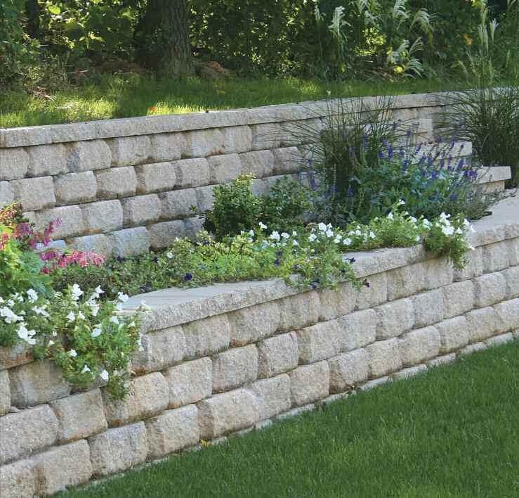 STANDArD retaining WALLS RETANI ROCKFACE D R612 With the authentic look of timeworn stone, the RETANI RockFace D R612 is both attractive and bold.