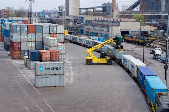 BIGGEST OPERATOR OF THE ACTS (ROLLER CONTAINER) SYSTEM IN CENTRAL EUROPE TRANSPORT SERVICES FOR
