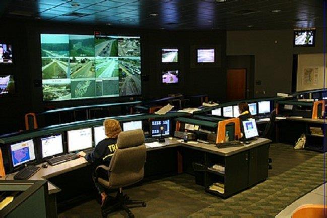 Transportation Management Center (TMC) 24/7 Statewide Operation Coordinates and Manages DelDOT s response to any incident or event that impacts Delaware s multimodal transportation system