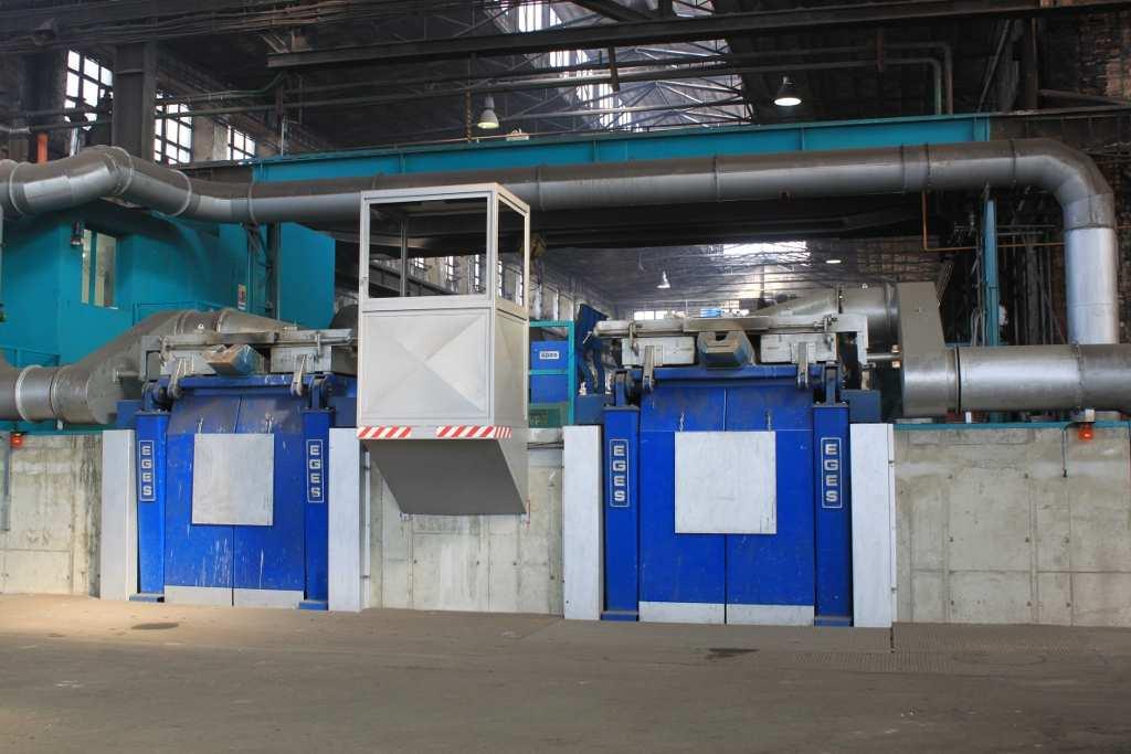 ' Melting is provided in the twin middfrequence furnace by EGES with the capacity 2x6 tons.