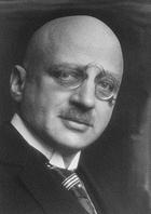 Making Ammonia Guten Tag. My name is Fritz Haber and I won the Nobel Prize for chemistry.