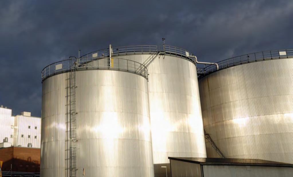 Solutions for Downstream Petrochemical The requirements and much of the equipment found in the petrochemical industry are similar to those of refineries.
