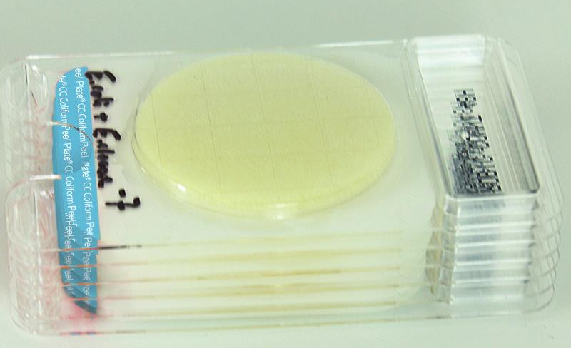 8 Step 5 Analysis of Results Incubate plates in the dark with clear side up, as shown. Incubate at 32 ± 1 C for 24 ± 2 hours for milk and dairy products.