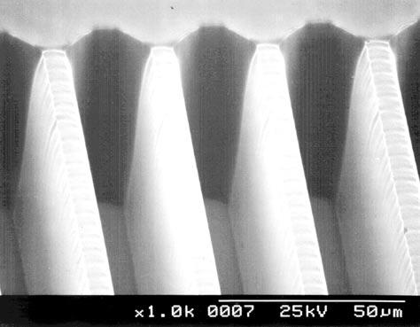 Figure 5. Resist bars of AZ 4562, 6 µm wide and 60 µm high, fabricated by a single UV exposure, optimized resist baking, exposure dose and developing time.