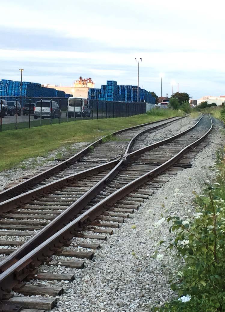 Type E Spur Secondary track used to access industrial and commercial businesses, on demand Typically low volumes, short trains Typically freight