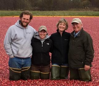 a 4 Tonight s ingredients were produced by: Cranberries: Honestly Cranberry Year after year, the Brown family takes great pride in their unsweetened dried cranberry crop.