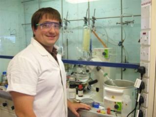 Current group members: Post-doctoral research associates Dr Jeff Plante Jeff is working on a number of projects directed at the generation of chemical tools as diagnostic agents, including the design
