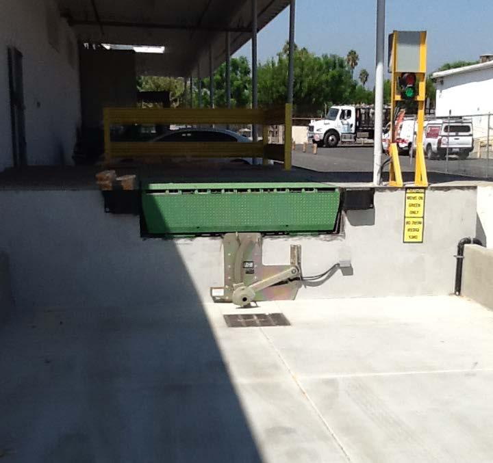 69 Outdoor Loading/Unloading Conduct outdoor loading/unloading on paved surfaces.