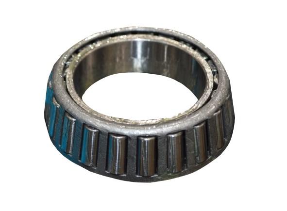Maintenance Lubricating the Carousal Tapered Bearing It is important to lubricate the top and bottom of the carousel tapered bearing at