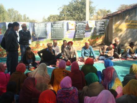 Plate 1: Interaction with goatkeepers in village Ricchawar The team then proceeded to village Manas in Bhagpura cluster.